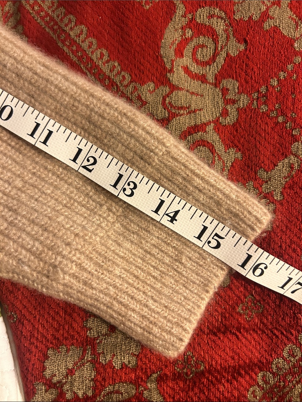 Quince Beige 100% cashmere Ribbed V-Neck Button thick Cardigan SM ( oversized) - Picture 13 of 13